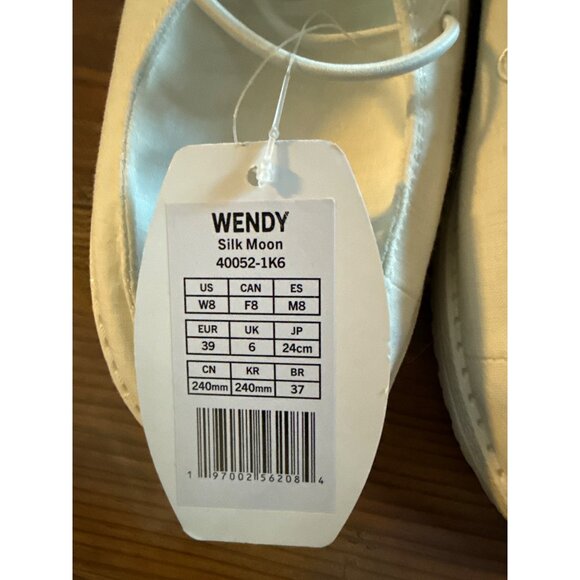 Hey Dude Wendy Slip on Sneakers Women Size 8 White Comfort Shoes New with Tag - Picture 2 of 4
